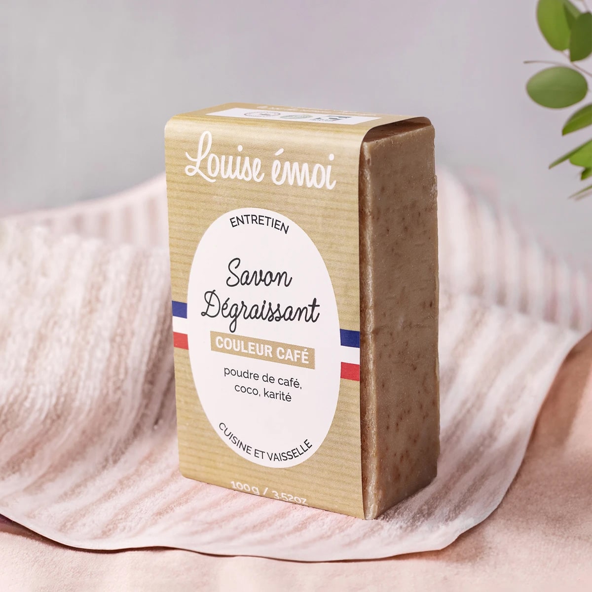 savon dégraissant ・ couleur café